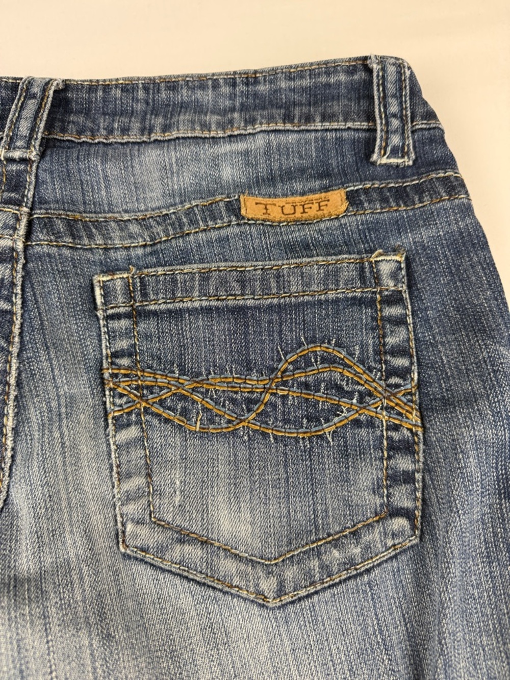 Cowgirl Tuff Bootcut Jeans – Size 27 (Excellent Condition) - Picture 2 of 13